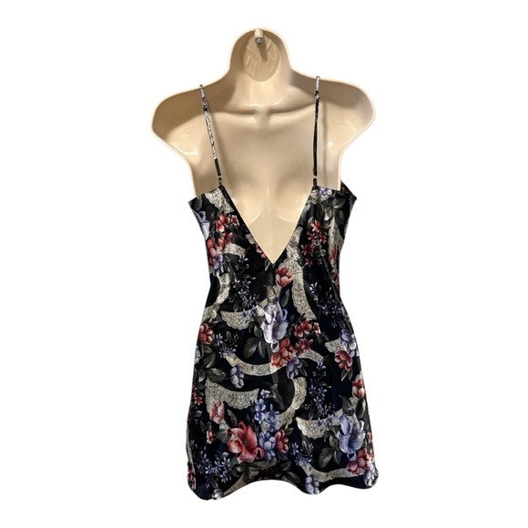 Vintage Victoria’s Secret Floral Lace trim Chemise Nightie Sleepwear Size M - Picture 5 of 13
